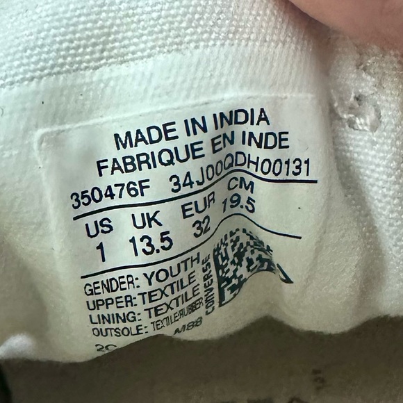 Converse Chuck Taylor - Picture 2 of 4